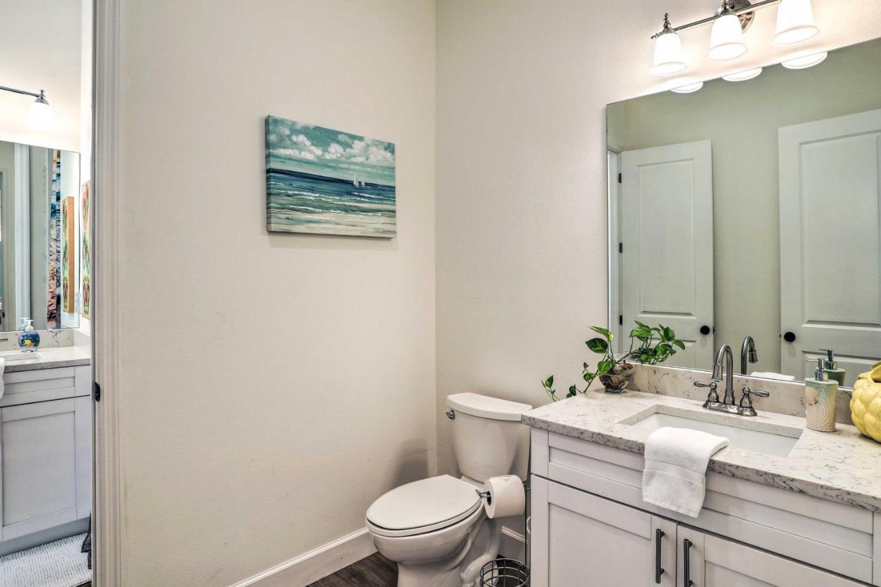Tampa House With Patio, Near Downtown And Beaches! Dış mekan fotoğraf